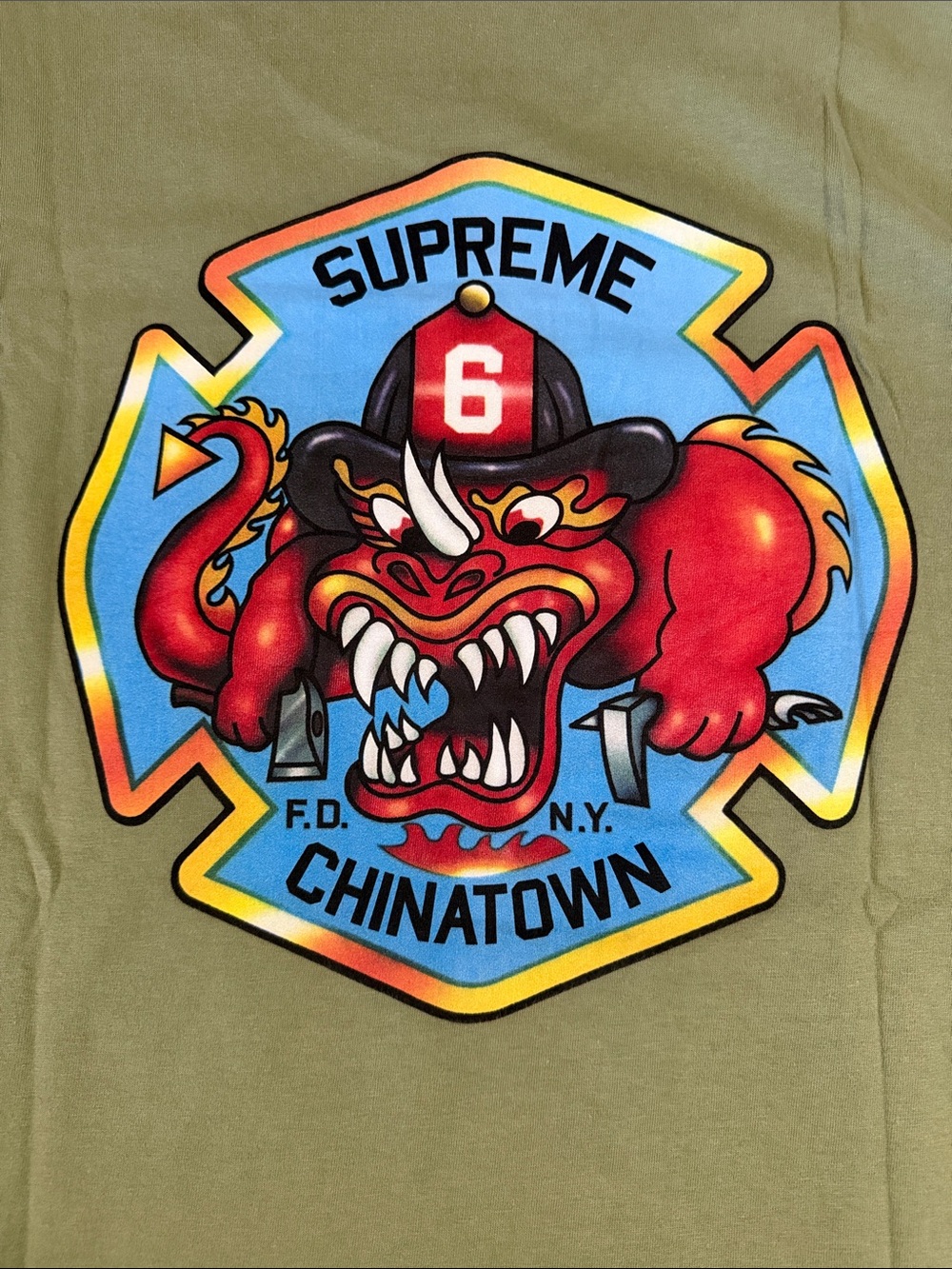 Men’s Like New Supreme FDNY Engine 9 Tee Size Large - Picture 8 of 8